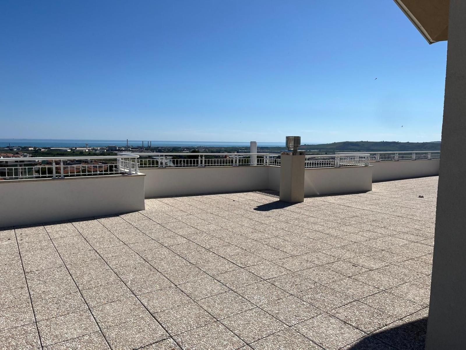 Attico Le Rose Apartment San Salvo Bagian luar foto